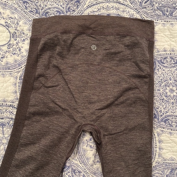 Lululemon thermal leggings - Picture 4 of 4